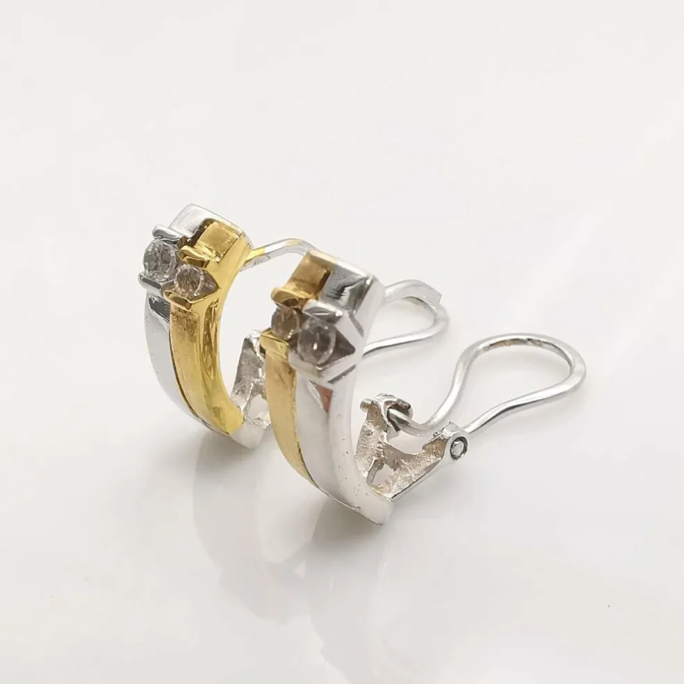 Boucles or jaune et diamants