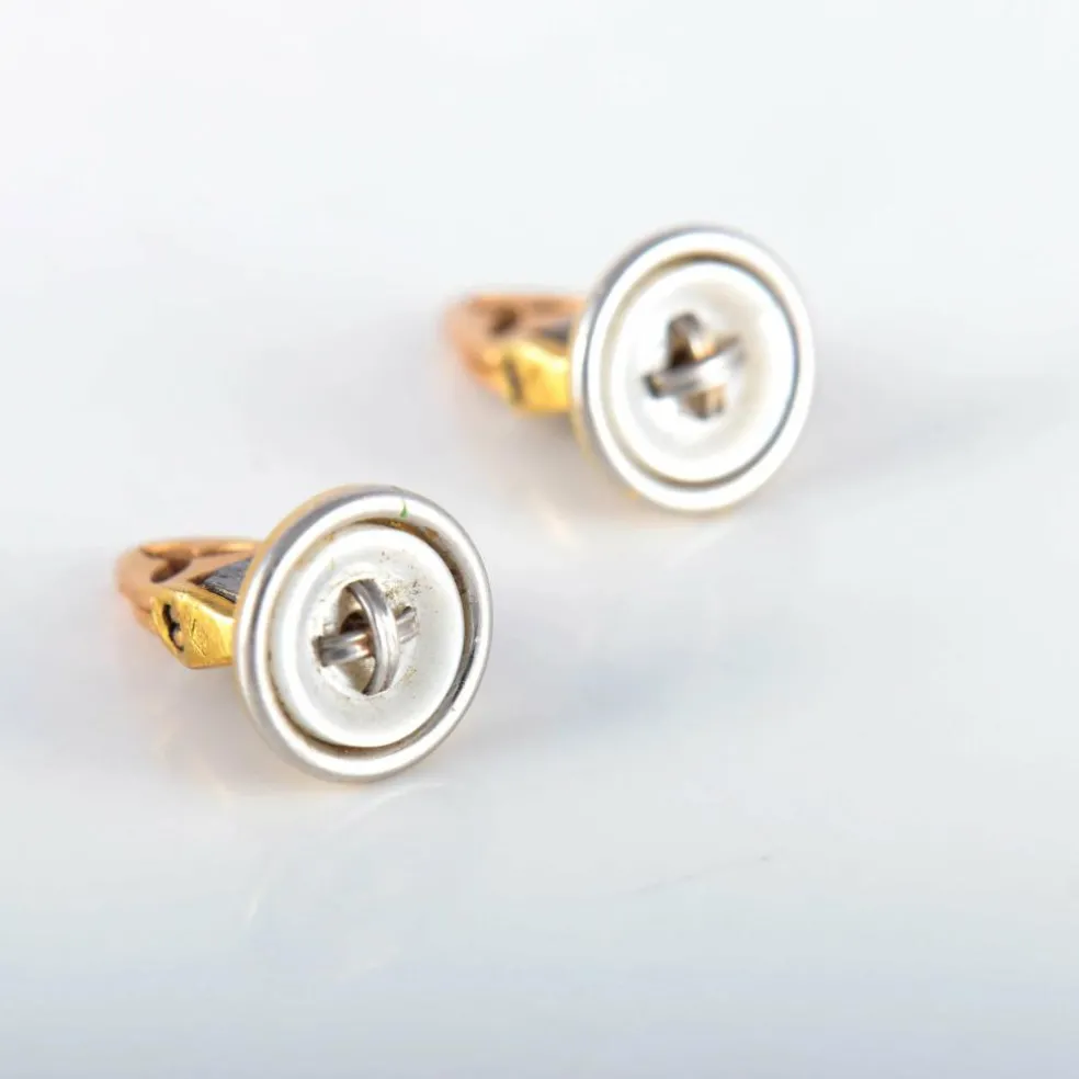 Boutons de manchettes or et nacre