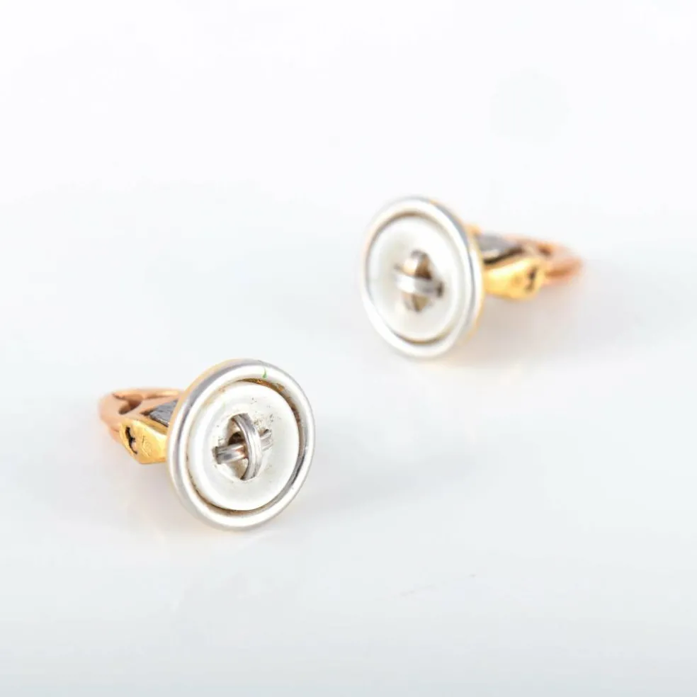 Boutons de manchettes or et nacre