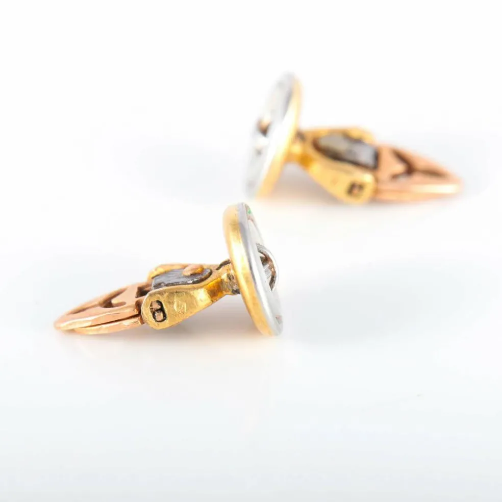 Boutons de manchettes or et nacre
