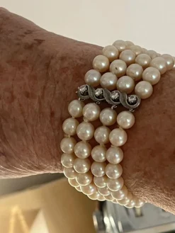 Bracelet 3 Rangs Perles Fermoir Or Gris Diamants