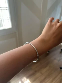 Bracelet alliance ovale en or blanc