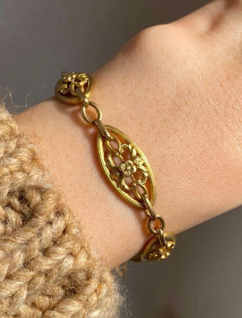 Bracelet ancien en or jaune 18k