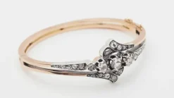 Bracelet ancien en or rose et argent serti de diamants