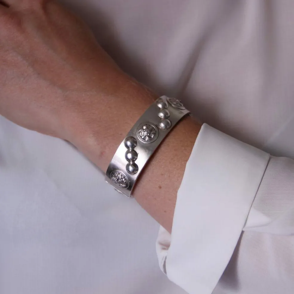 Bracelet ancien jonc argent décoré