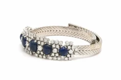 Bracelet Années 70 en or blanc 18 carats, saphirs et diamants