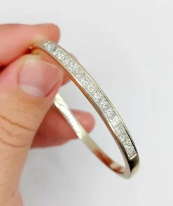 Bracelet Art Déco jonc or blanc diamants taille princesse