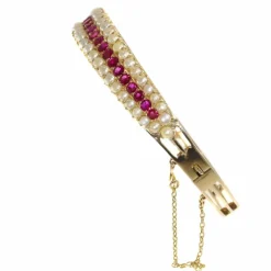 Bracelet avec rubis naturels et perles