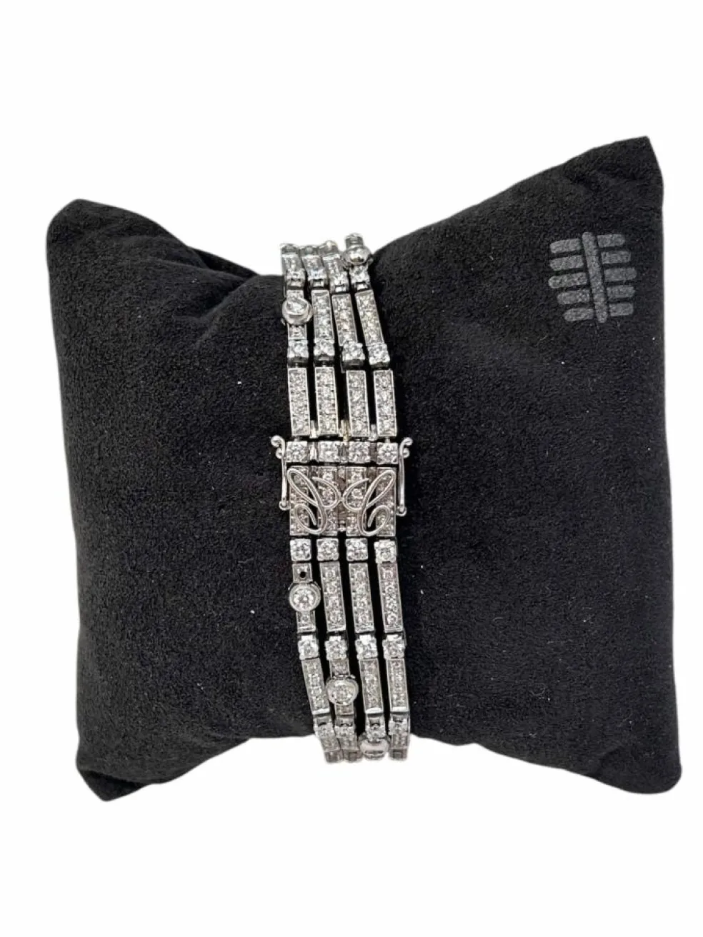 Bracelet de type Rivière à 4 fils en or blanc et brillants