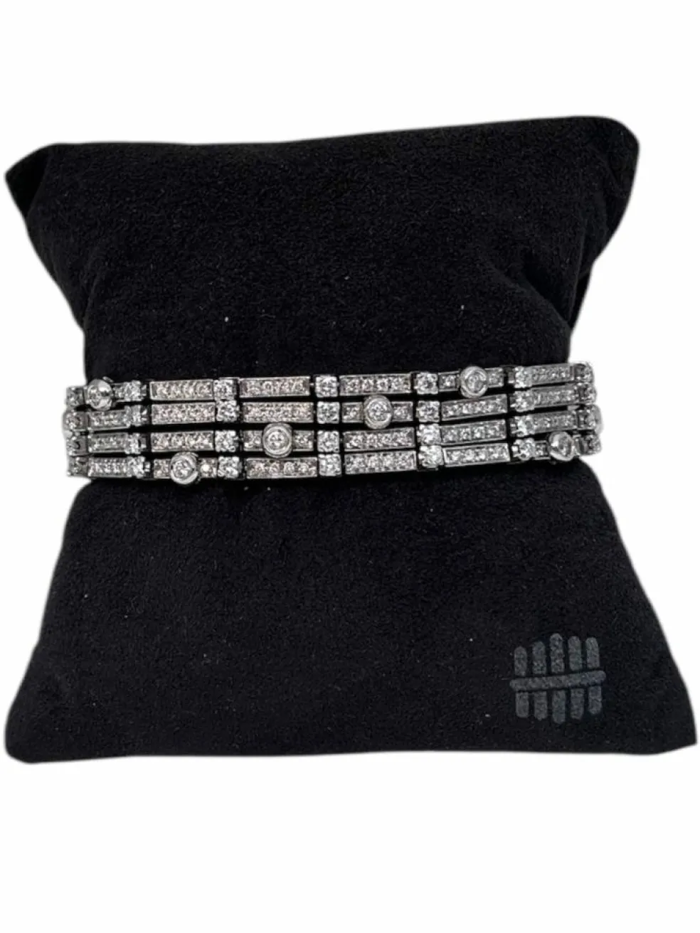 Bracelet de type Rivière à 4 fils en or blanc et brillants