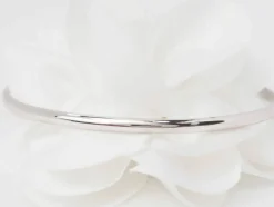 Bracelet demi jonc en or blanc