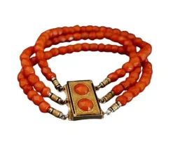 Bracelet En Corail Ancien Facetté, Fermoir avec Cabochon, Or