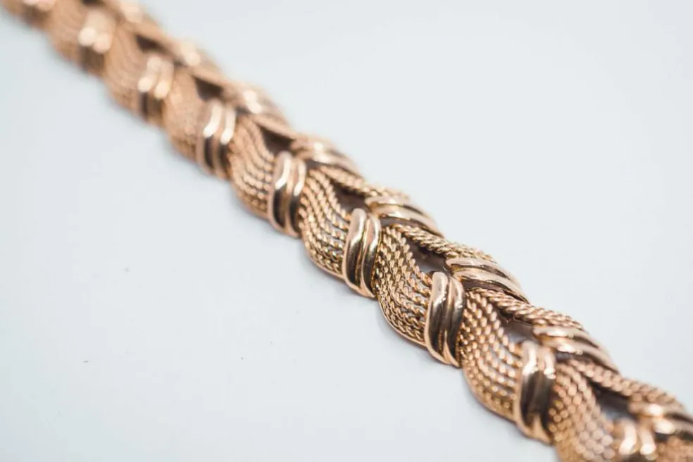 Bracelet en or 18 carats année 1960