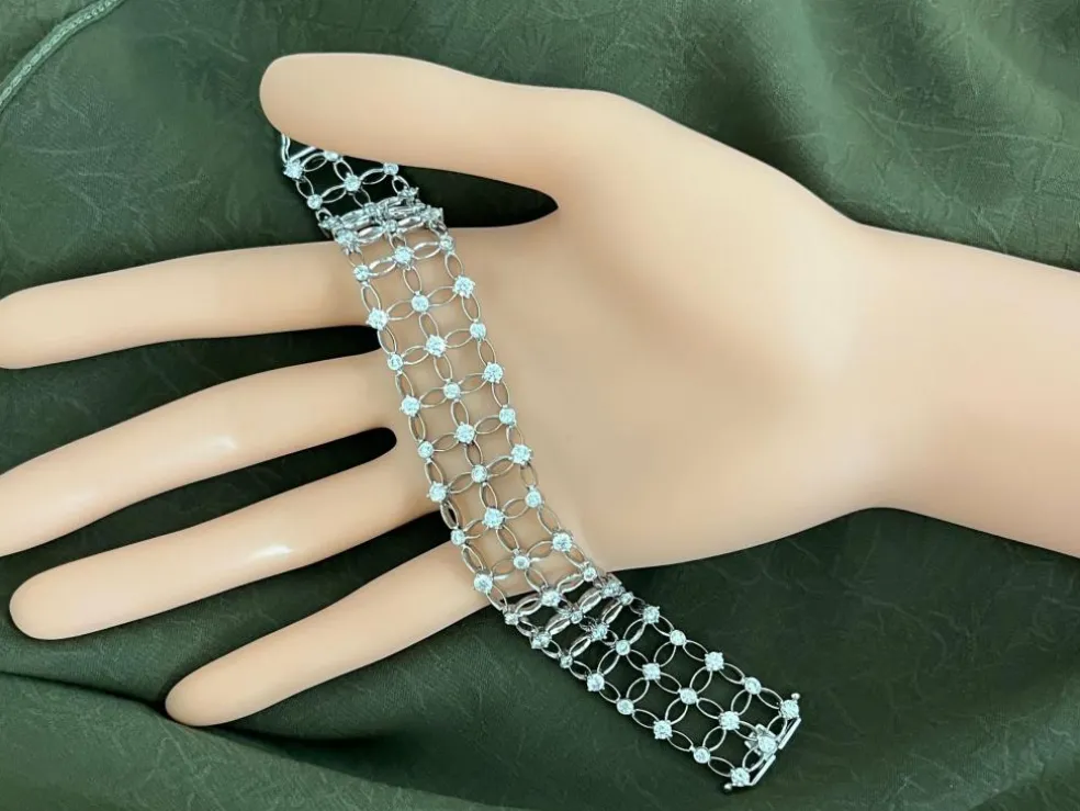 Bracelet en or blanc avec diamants