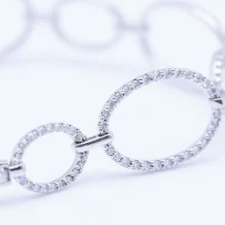 Bracelet en or blanc et diamants