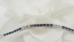 Bracelet en or blanc saphirs et diamants