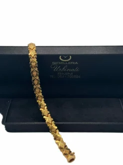 Bracelet en or jaune 18 carats.