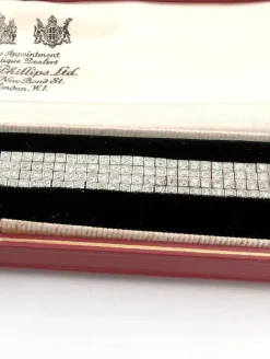 Bracelet en platine avec diamants