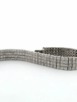 Bracelet en platine avec diamants