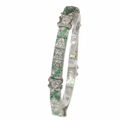 Bracelet en platine des années 1920 avec diamants et émeraudes