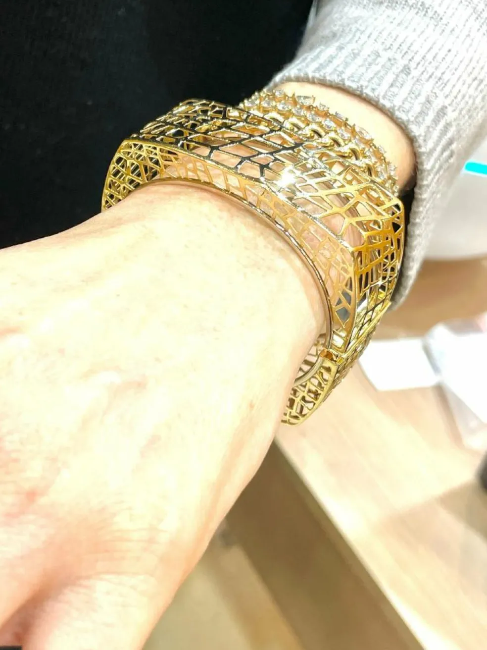 Bracelet jonc ajouré Or