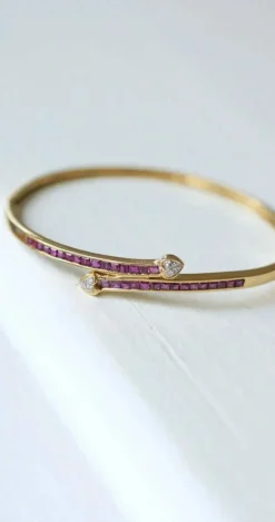 Bracelet Jonc coeur croisé rubis