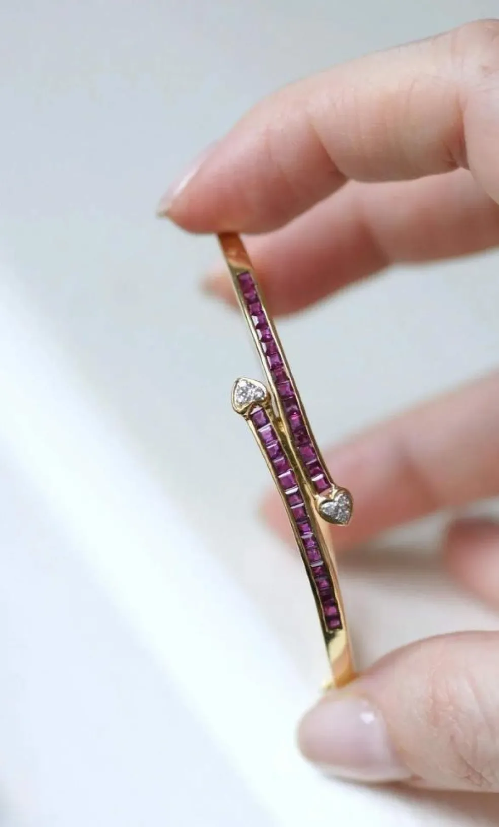 Bracelet Jonc coeur croisé rubis
