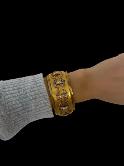 Bracelet jonc en or jaune de la fin du XIXe siècle