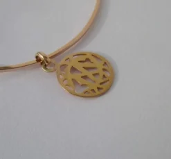 Bracelet jonc et pendentif monogramme CM en or rose