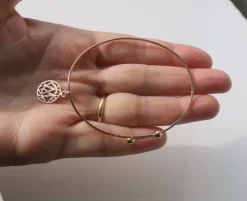 Bracelet jonc et pendentif monogramme CM en or rose