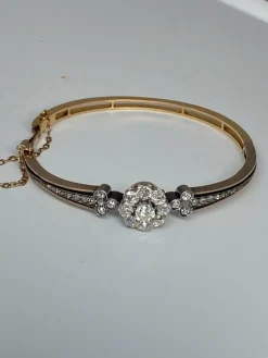 Bracelet jonc or jaune, diamants
