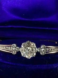 Bracelet jonc or jaune, diamants