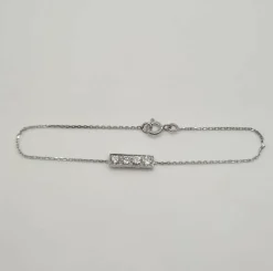 Bracelet or blanc 18 carats serti de diamants