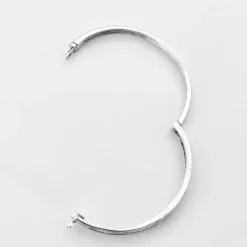 Bracelet or blanc 18 carats serti diamants baguette