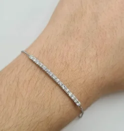 Bracelet or blanc serti d’une barrette de diamants