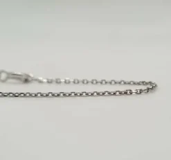 Bracelet or blanc serti d'un cercle de diamants