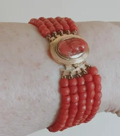 Bracelet Or jaune Corail Camée