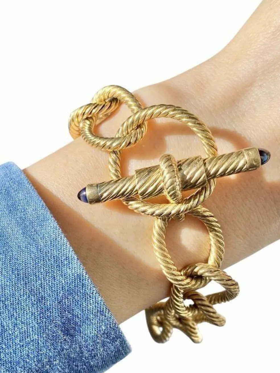 Bracelet or jaune et saphirs