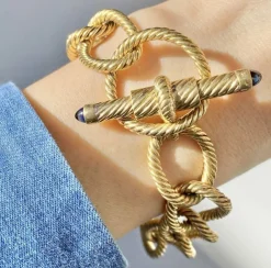 Bracelet or jaune et saphirs