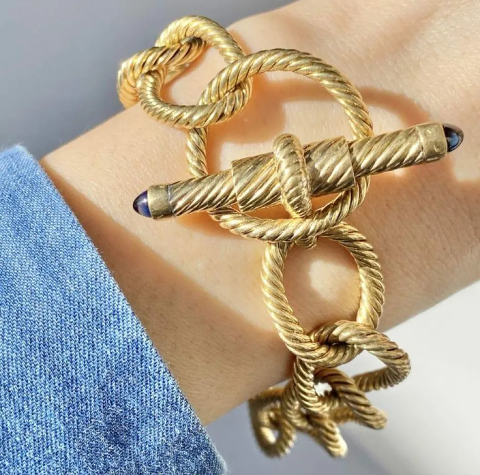 Bracelet or jaune et saphirs