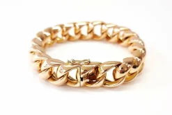 Bracelet or jaune maillons carrés