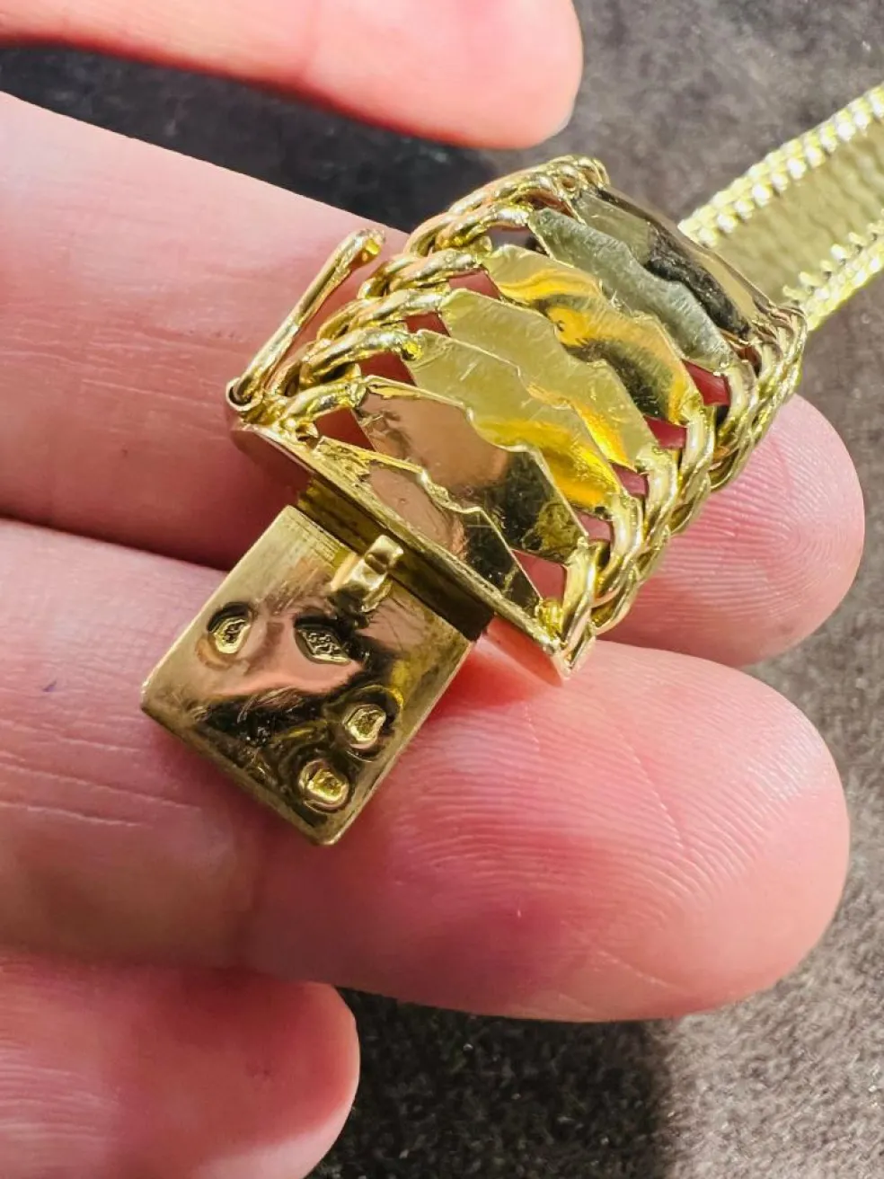 Bracelet or jaune époque 1950