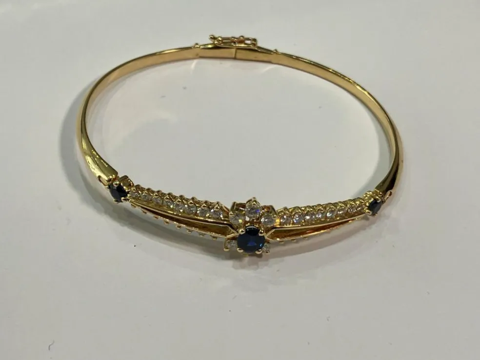 Bracelet or jaune saphir diamants