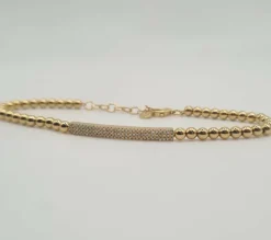 Bracelet or jaune serti d’une barrette de diamants