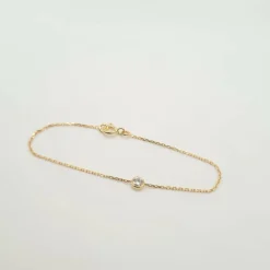 Bracelet or jaune serti d'un diamant