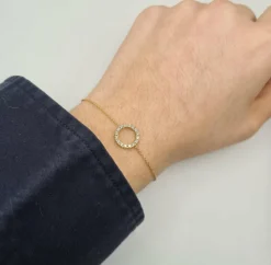 Bracelet or jaune serti de diamants naturels