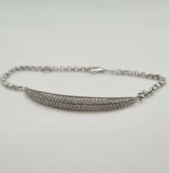 Bracelet ou serti de zircons blancs
