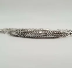Bracelet ou serti de zircons blancs