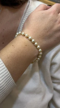 Bracelet perles de cultures blanches fermoir or