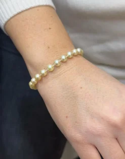 Bracelet perles de cultures blanches fermoir or